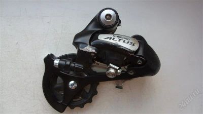 Лот: 1861260. Фото: 1. задний переключатель shimano altus. Запчасти