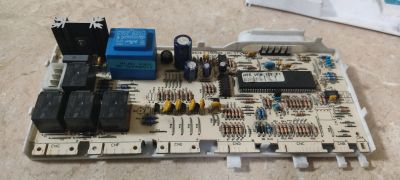 Лот: 25068764. Фото: 1. Плата управления Indesit wt100. Запчасти для стиральных и посудомоечных машин