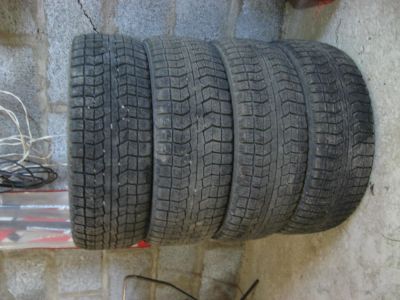 Лот: 4522070. Фото: 1. Зимние шины Falken 14" (комплект... Шины