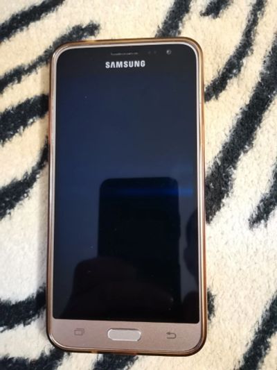 Лот: 15035495. Фото: 1. Телефон Samsung j3. Смартфоны
