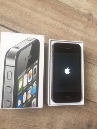 Лот: 12317413. Фото: 1. iphone 4s 16 gb!. Смартфоны