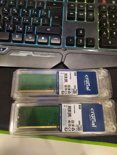 Лот: 19130408. Фото: 1. 32Gb (4x8Gb) DDR4 Crucial CT8G4DFS8266... Оперативная память