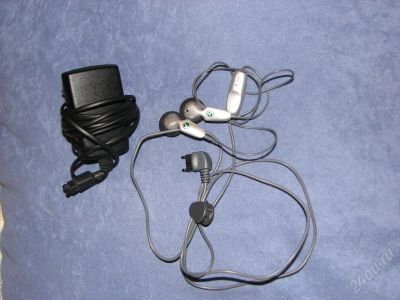 Лот: 6605. Фото: 1. Наушники + зарядка от K700I. Красноярск