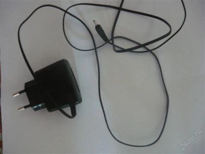 Лот: 2866285. Фото: 1. Зарядное у-во от Nokia. Зарядные устройства, блоки питания, адаптеры сетевые для смартфонов