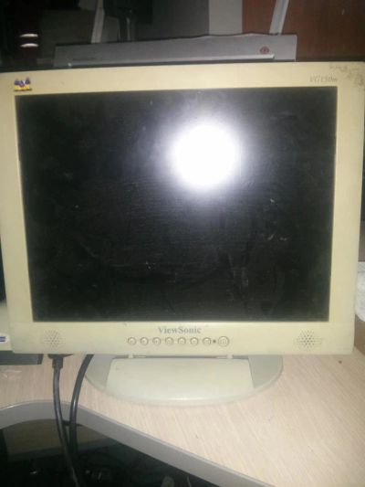 Лот: 3919083. Фото: 1. Неисправный монитор View Sonic... ЖК-мониторы