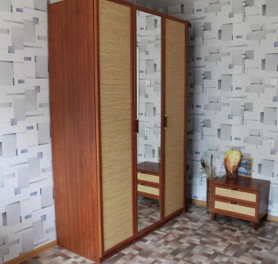 Лот: 5762805. Фото: 1. Шкаф трехстворчатый. Шкафы, шкафы-купе