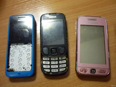 Лот: 17590157. Фото: 1. Телефоны Nokia, Samsung, старые... Кнопочные мобильные телефоны