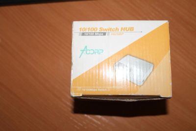 Лот: 3830042. Фото: 1. 5 портовый коммутатор acorp. Маршрутизаторы (роутеры)