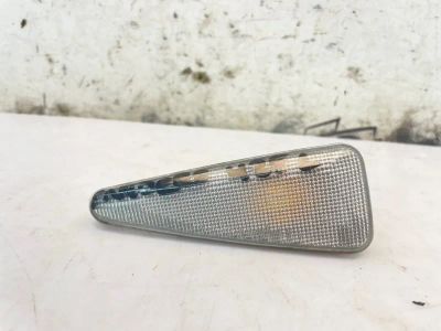 Лот: 25366493. Фото: 1. повторитель поворота Renault Sandero... Двигатель и элементы двигателя