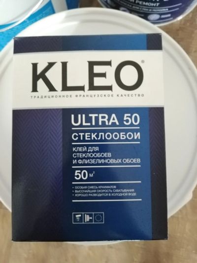 Лот: 15762897. Фото: 1. Три четверти упаковки клея обойного... Клеи, герметики, пена монтажная, клейкие ленты