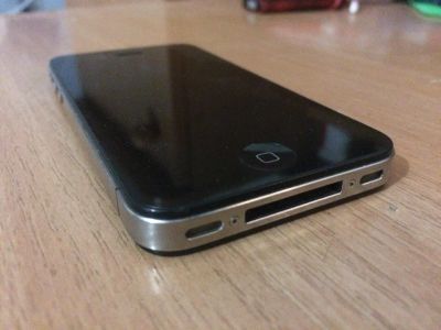 Лот: 5090233. Фото: 1. iphone 4 32gb black идеал чистая... Смартфоны