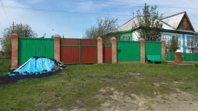 Лот: 8505824. Фото: 1. Продам дом в п. Емельяново 18км... Дома