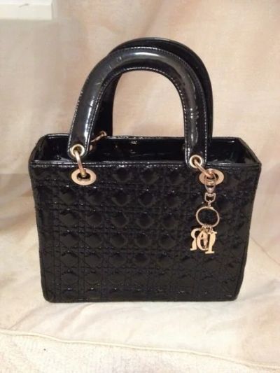 Лот: 3925064. Фото: 1. Сумка DIOR лак. Сумки
