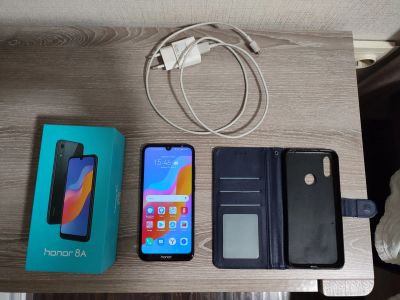 Лот: 20039327. Фото: 1. Смартфон Honor 8A 32Гб. Смартфоны