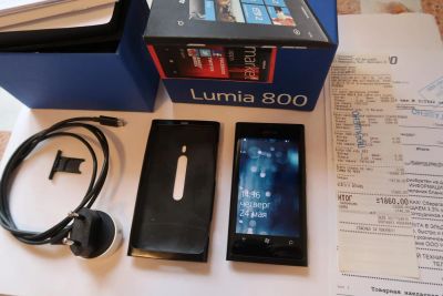 Лот: 11571337. Фото: 1. Смартфон телефон Nokia Lumia 800... Смартфоны