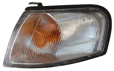 Лот: 7383939. Фото: 1. Габарит Nissan Lucino (Лусино... Оптика и освещение