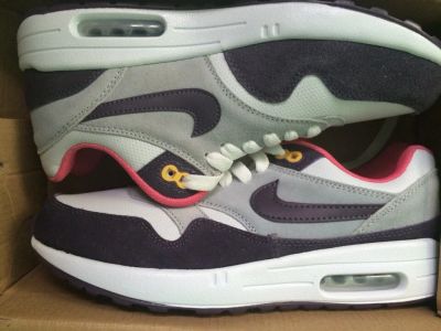 Лот: 6277737. Фото: 1. Кроссовки Nike Air Max 87 бело... Кеды, кроссовки, слипоны