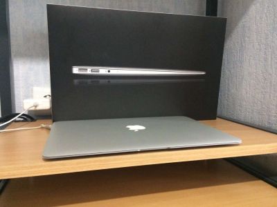 Лот: 10210000. Фото: 1. Macbook air 13 i5 в идеальном... Ноутбуки