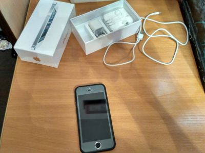 Лот: 8566218. Фото: 1. iPhone 5 16gb white. Смартфоны