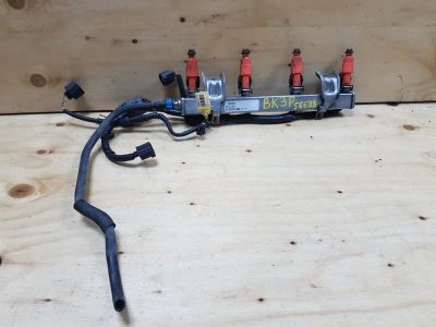 Лот: 18825955. Фото: 1. Форсунка Mazda Axela BK3P L3VE... Двигатель и элементы двигателя