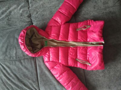 Лот: 13391730. Фото: 1. Куртка на девочку Benetton. Верхняя одежда