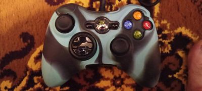 Лот: 20015376. Фото: 1. Геймпад xbox 360 проводной оригинал. Аксессуары для игровых приставок, консолей, геймпады