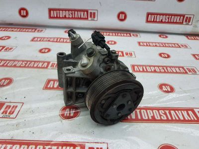 Лот: 20901315. Фото: 1. Компрессор кондиционера Nissan... Двигатель и элементы двигателя