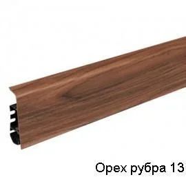Лот: 11468682. Фото: 1. Плинтус пластиковый с кабель-каналом... Напольные покрытия