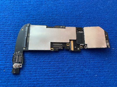 Лот: 15637364. Фото: 1. Материнская плата Apple iPad... Микросхемы и платы