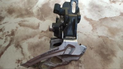 Лот: 14389952. Фото: 1. Передний переключатель Shimano. Запчасти