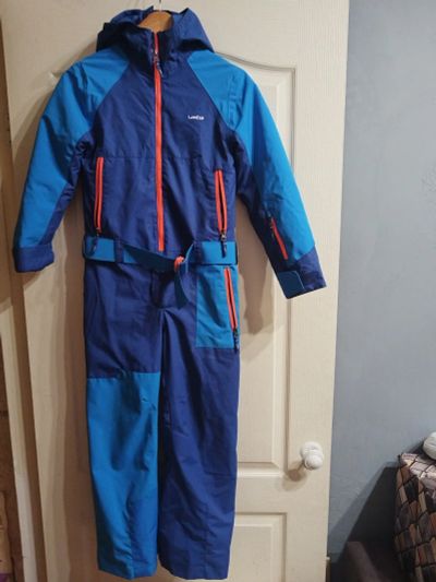 Лот: 24921564. Фото: 1. Комбинезон Decathlon. Костюмы, пиджаки, комбинезоны