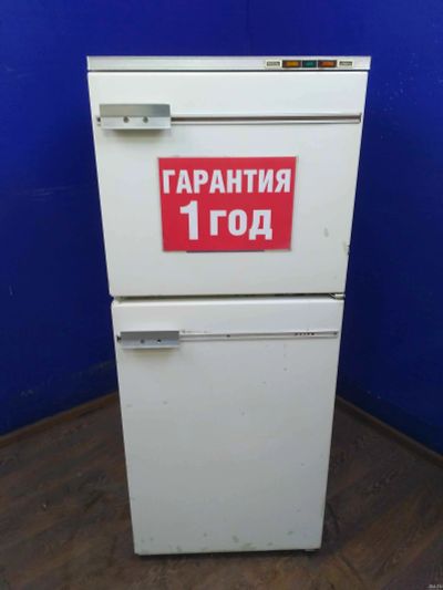 Лот: 13837315. Фото: 1. Холодильник (эконом) бирюса б-22... Холодильники, морозильные камеры