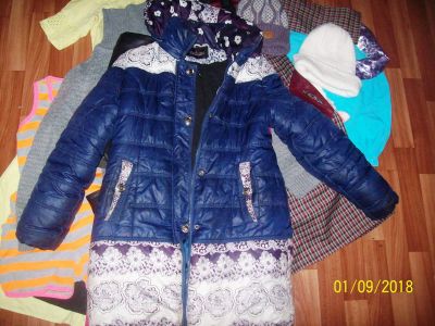 Лот: 12038954. Фото: 1. одежда2 пакета+сапоги 2 пары... Верхняя одежда