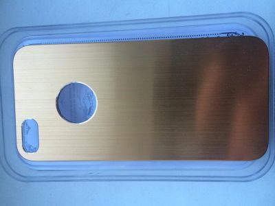 Лот: 4377512. Фото: 1. Металлический чехол Iphone 5 золотой... Чехлы, бамперы