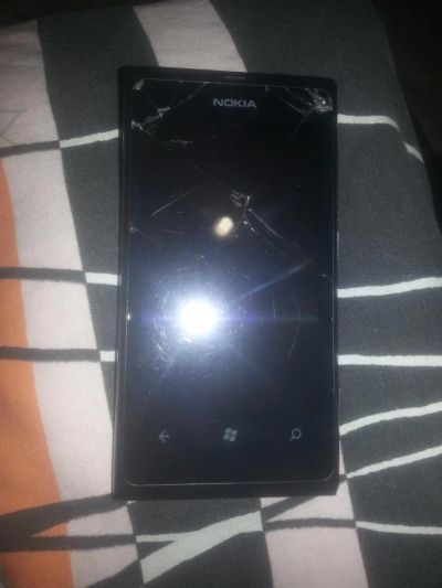 Лот: 5111346. Фото: 1. Nokia Lumia 800!. Смартфоны