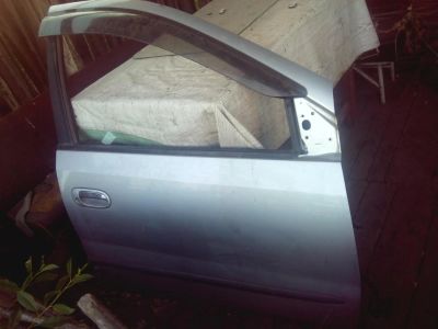 Лот: 4374561. Фото: 1. Дверь Nissan Tino V10 (1997-2003... Кузов