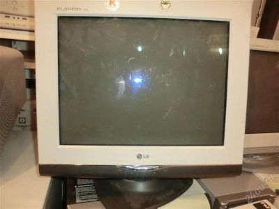 Лот: 2248286. Фото: 1. Монитор 19" LG F920B. ЭЛТ-мониторы
