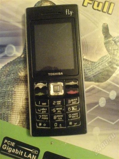 Лот: 1000545. Фото: 1. FLy Toshiba. Кнопочные мобильные телефоны