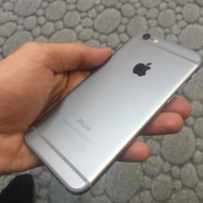 Лот: 8538252. Фото: 1. IPhone 6 Space gray. Смартфоны