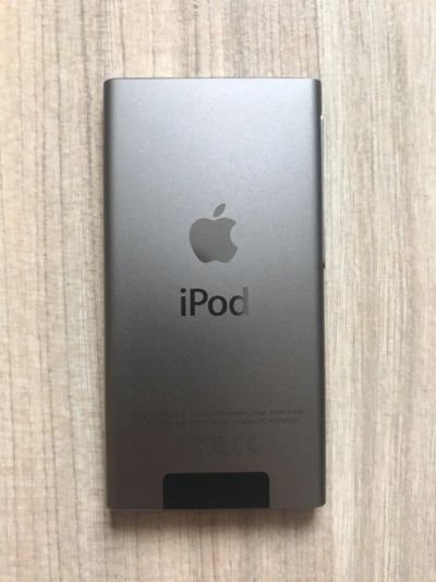 Лот: 14155557. Фото: 1. iPod Nano 7 черный в идеале. Плееры
