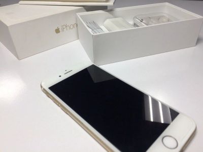 Лот: 10574965. Фото: 1. IPhone 6 64 Gold. Смартфоны