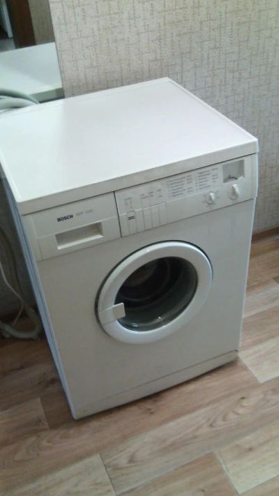 Лот: 6846033. Фото: 1. Стиральная машинка Bosch. Стиральные машины