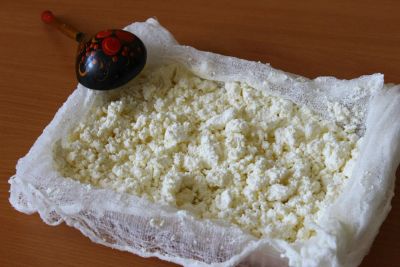 Лот: 5667534. Фото: 1. Свежий деревенский творог. Молоко и молочные продукты