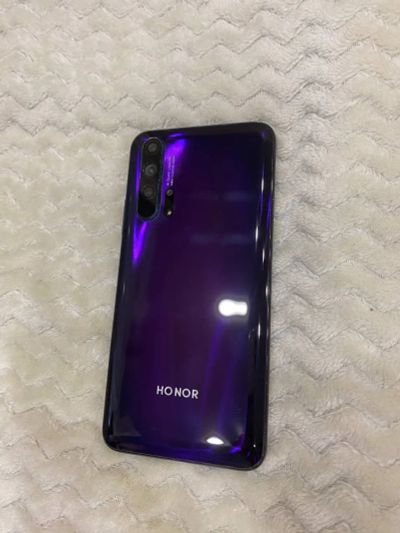 Лот: 20756904. Фото: 1. Honor 20 pro. Смартфоны