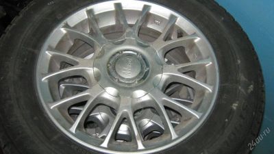 Лот: 79005. Фото: 1. диски с резиной BRIDGESTONE липучка... Шины