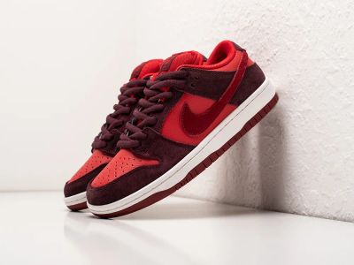 Лот: 24978680. Фото: 1. Кроссовки Nike SB Dunk Low. Кеды, кроссовки, слипоны