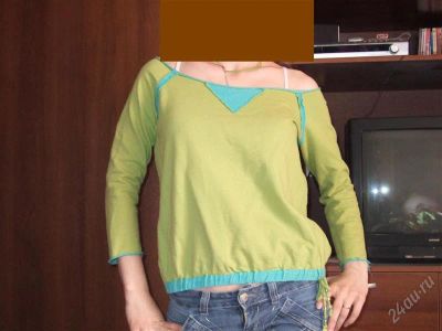 Лот: 962373. Фото: 1. кофта свободная и плечи открыты... Свитеры, толстовки, худи