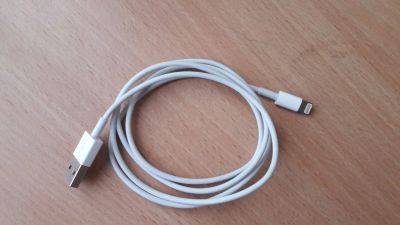 Лот: 8019053. Фото: 1. Кабель Apple Lightning to USB. Дата-кабели, переходники