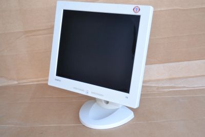 Лот: 11515616. Фото: 1. ЖК Монитор Samsung Samtron 71S. ЖК-мониторы