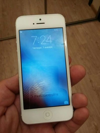 Лот: 7040615. Фото: 1. Iphone 5 32 белый LTE модель 1429. Смартфоны
